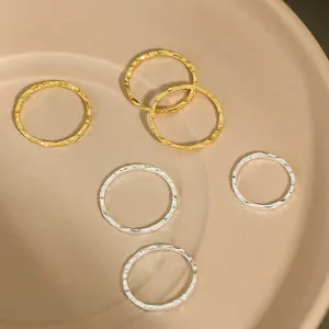 حلقات مطرقة ذات سطح غير منتظم مطلية بالذهب  - Irregular Surface Hammer Grain Rings Plated Jewelry Gold