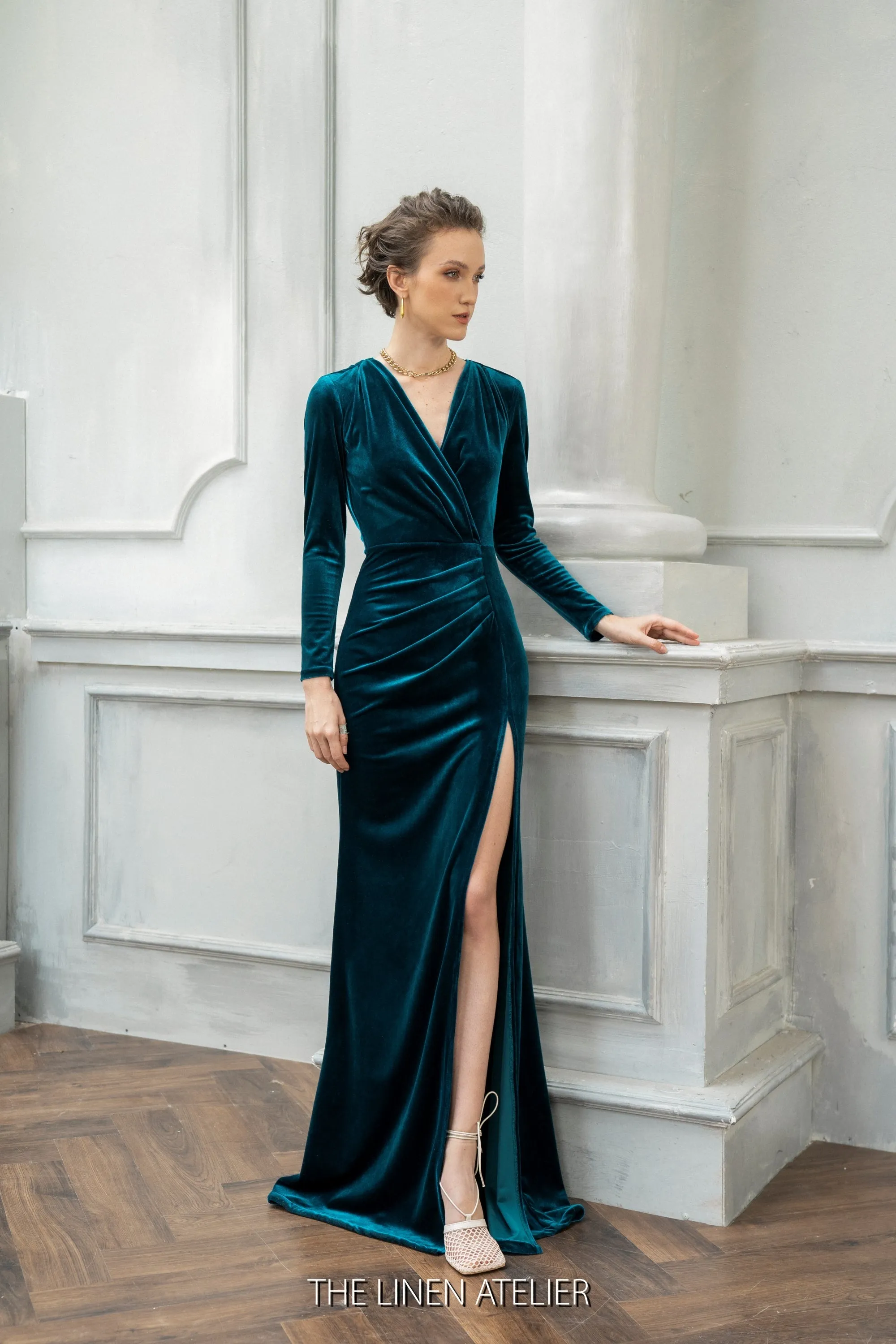MAUREEN Open Back Velvet Dress